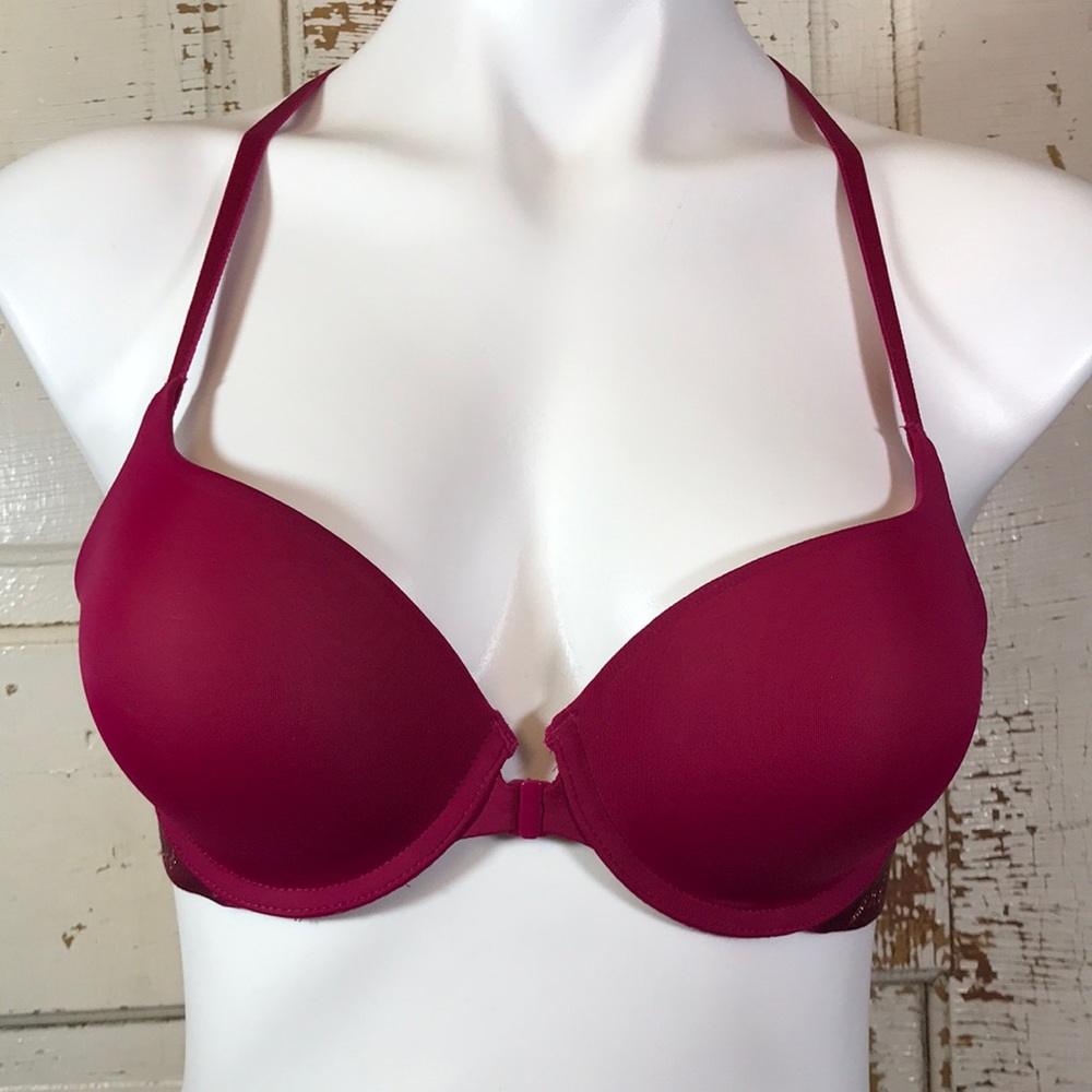 💙Victoria’s Secrets Racerback Bra